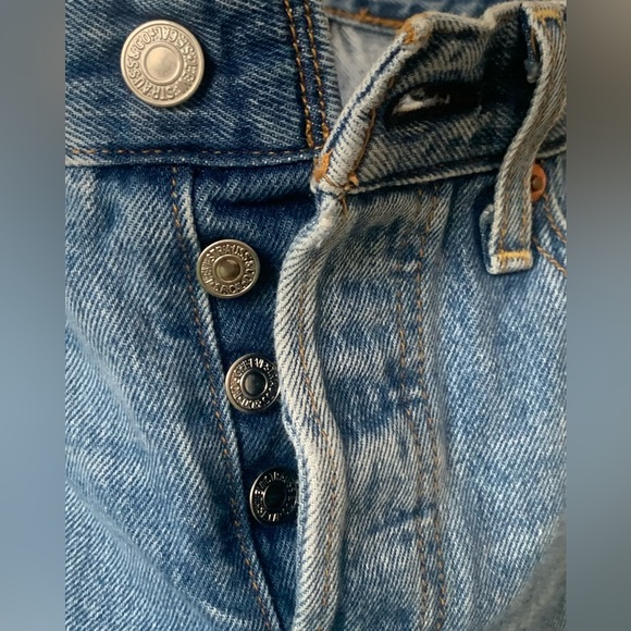 Levi’s 501 - Picture 3 of 6